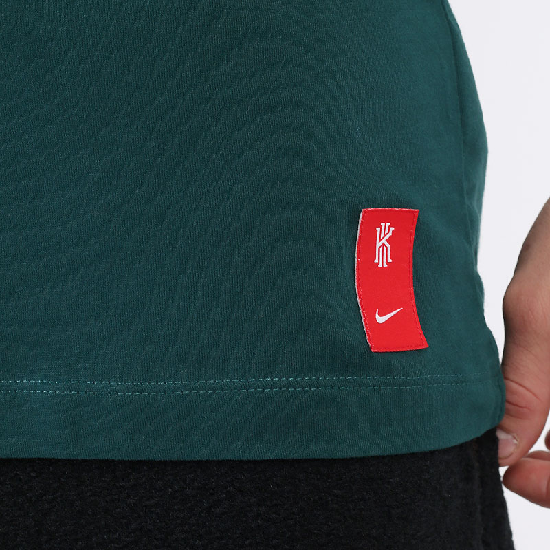 мужская зеленая футболка Nike Dri-FIT Kyrie Logo Tee CV2060-300 - цена, описание, фото 2